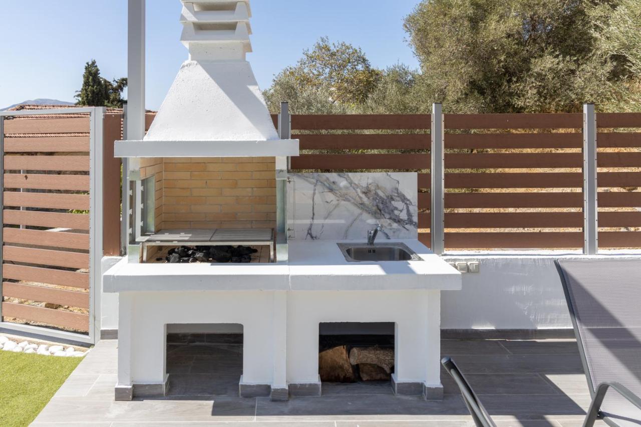 Villa Neonis Spilion Exterior photo