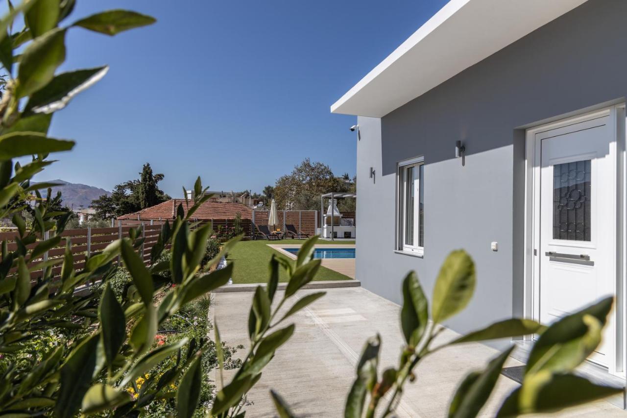 Villa Neonis Spilion Exterior photo